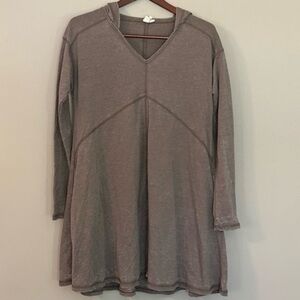 Altar'd State hooded tunic size small EUC